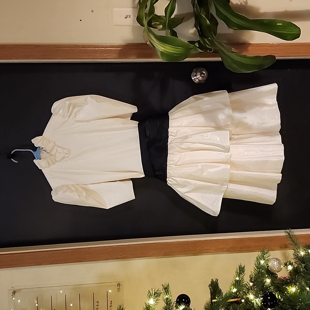 Vintage girls formal ivory dress